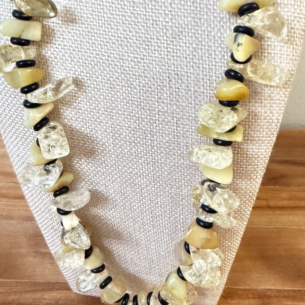 🐝 🐝 Bumblebee Necklace Citrine, Black Onyx, Yellow Calcite - Picture 3 of 8